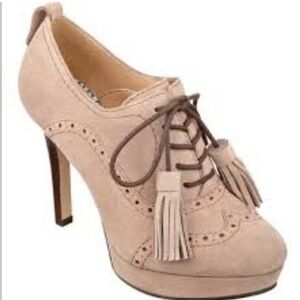 Tommy Hilfiger Brinley Suede Lace Up Booties Size 7.5